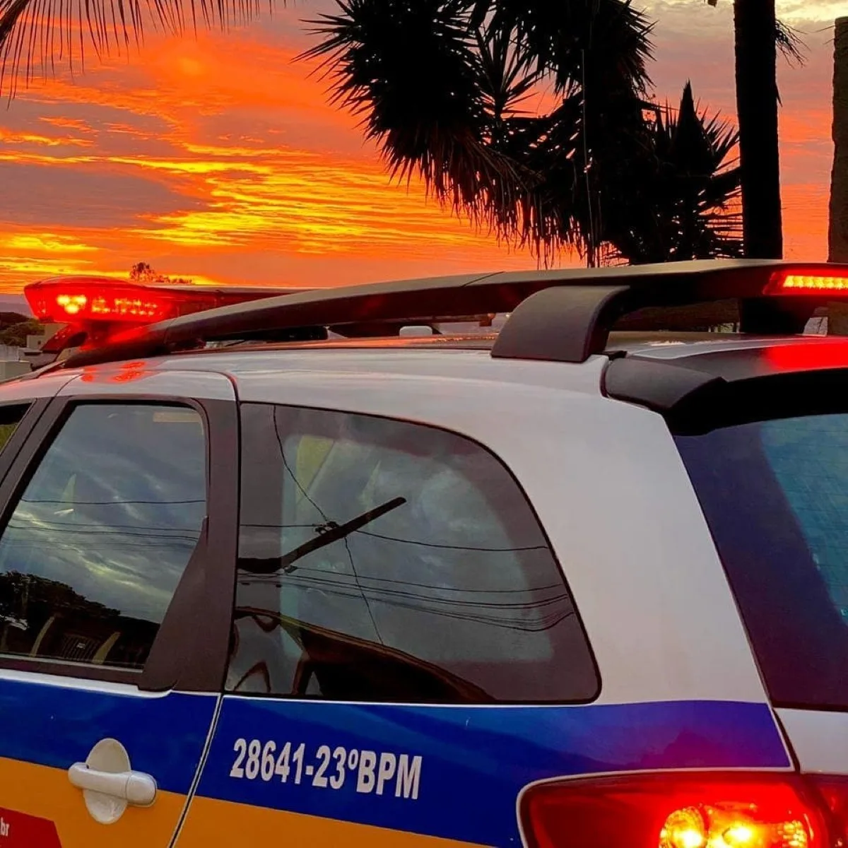 Homem é baleado a caminho do trabalho e acaba preso em MG