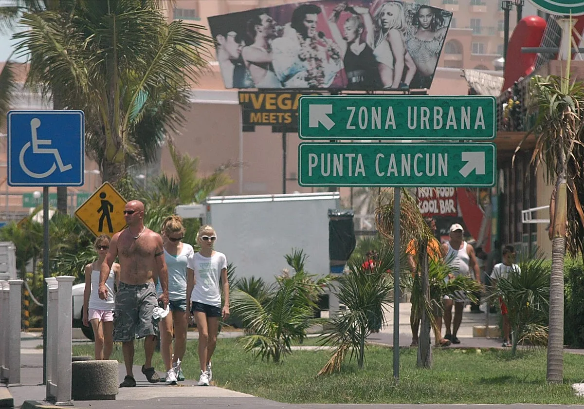 Adiós a Cancún como destino paradisíaco: la inseguridad y el sargazo lastran el turismo en México