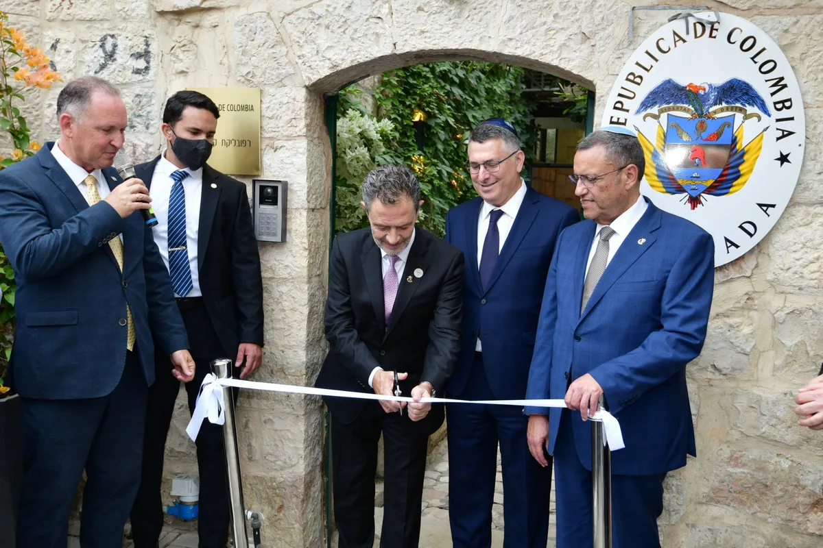 Colombia saldrá del Grupo de La Haya por decisión del gobierno de Abelardo de la Espriella: acusó a esta iniciativa de querer “aislar a Israel”