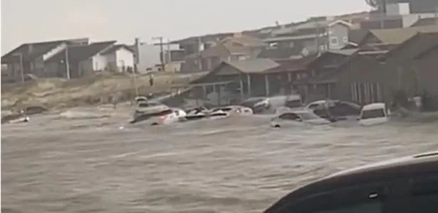 O que é tsunami meteorológico? Quando acontece o fenômeno que atingiu SC