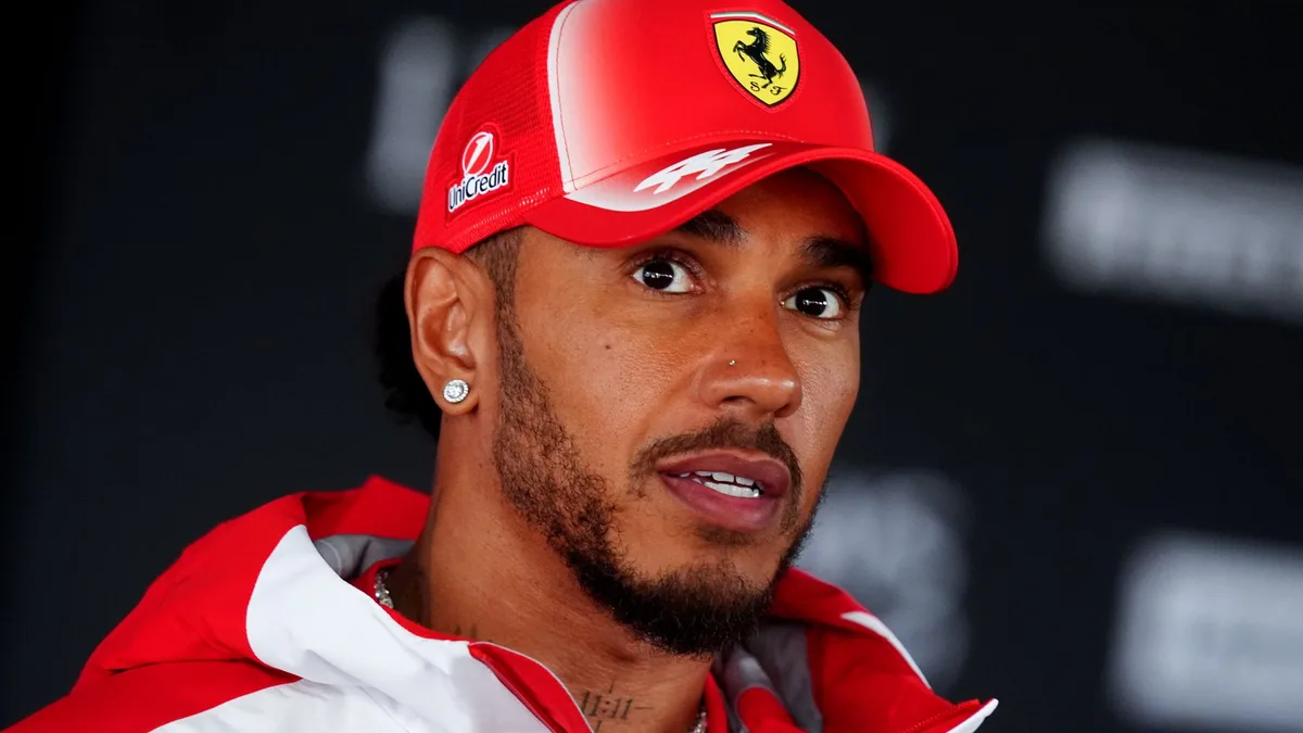 Hamilton urges Ferrari to 'apply pressure' to Antonelli in title battle