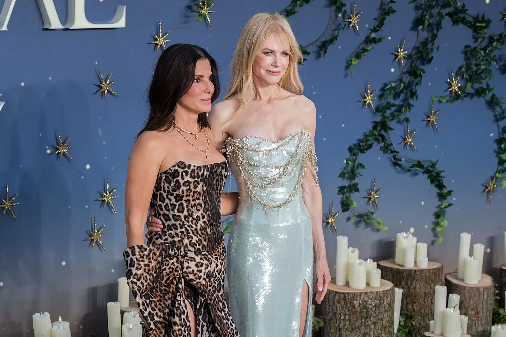 A magia e sedução de Sandra Bullock e Nicole Kidman no tapete vermelho