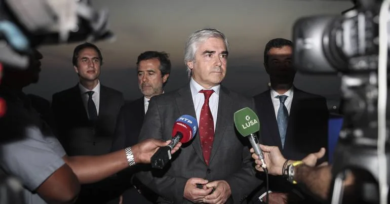 Moçambique e Portugal discutem cooperação na Defesa