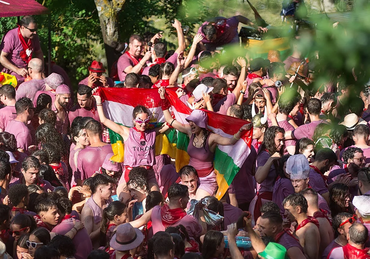Sigue en directo la Tomatina de Buñol 2026