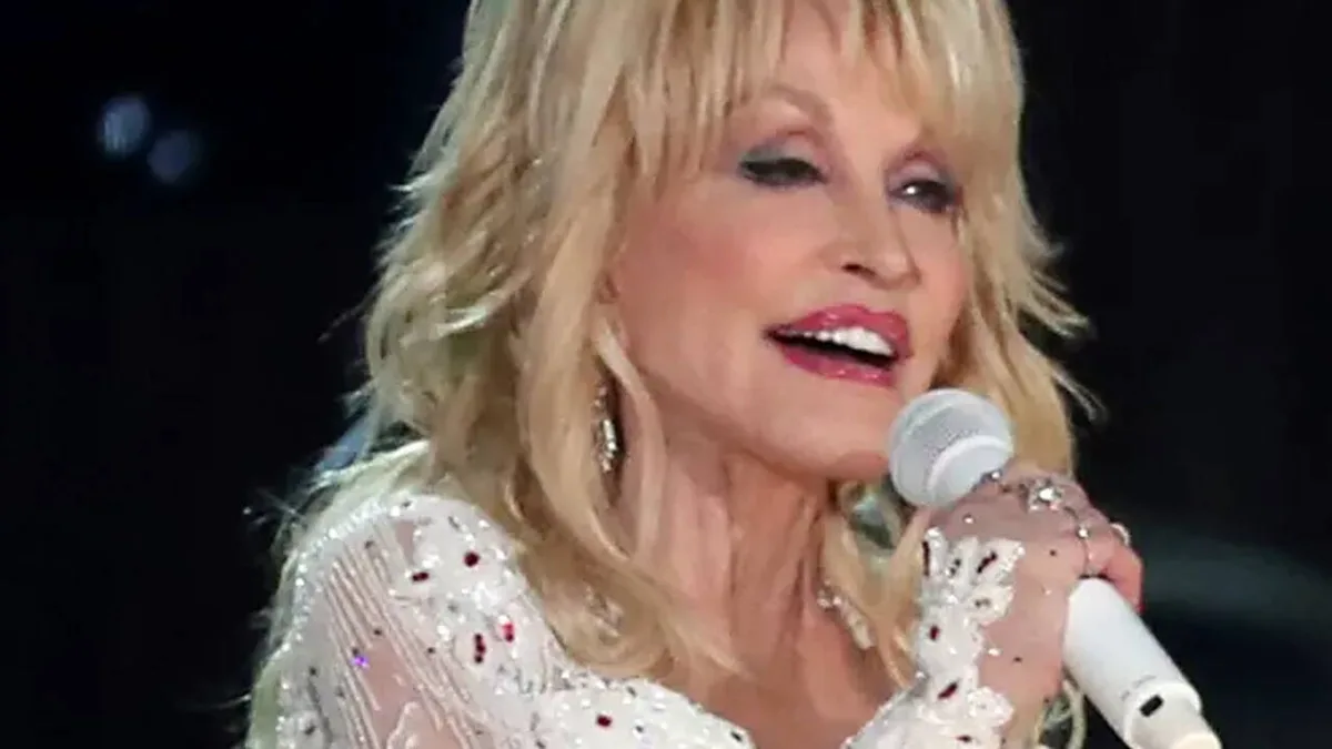 Who will inherit Dolly Parton's USD 450 million fortune?