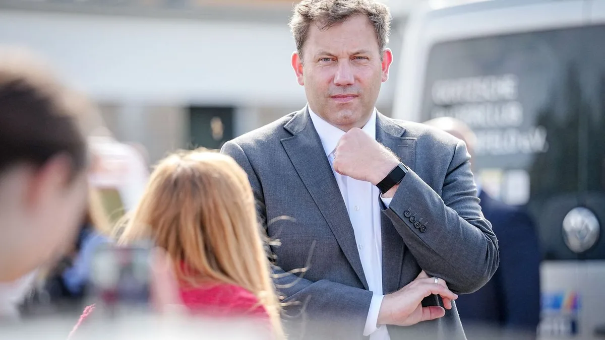 SPD-Chef: Klingbeil: Spende an AfD von CDU-Mann „muss geklärt werden“
