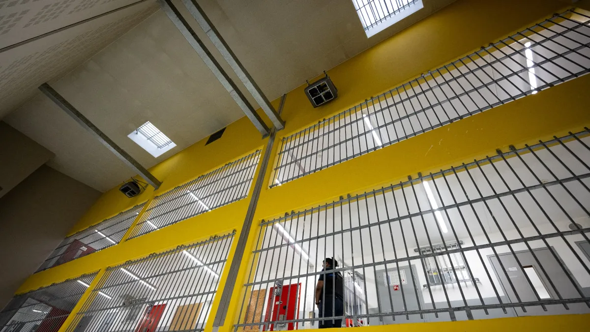 Les premiers détenus considérés comme "les plus dangereux" sont arrivés à Réau, troisième prison de haute sécurité de France