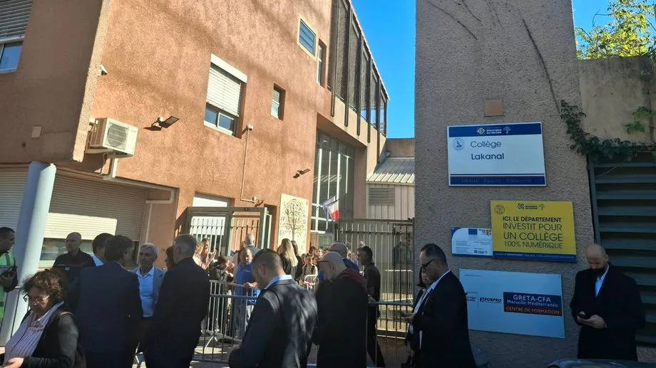 Tirs au collège d'Aubagne : le conseiller principal d'éducation qui a désarmé le tireur considéré comme un héros