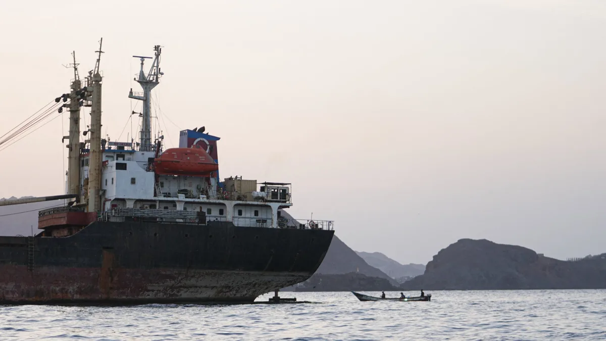 Crise énergétique: le G7 exhorte les Houthis à cesser "immédiatement" leurs menaces et attaques dans le détroit de Bab el-Mandeb