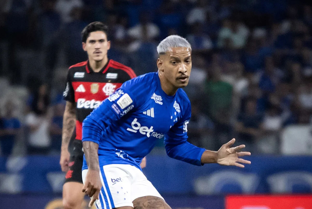 Brasileirão: Matheus Pereira marca no fim e Cruzeiro vence o Flamengo