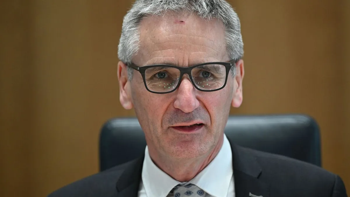 Wechsel bei Abgeordneten: Langjähriger Landtagspräsident Hering verlässt das Parlament