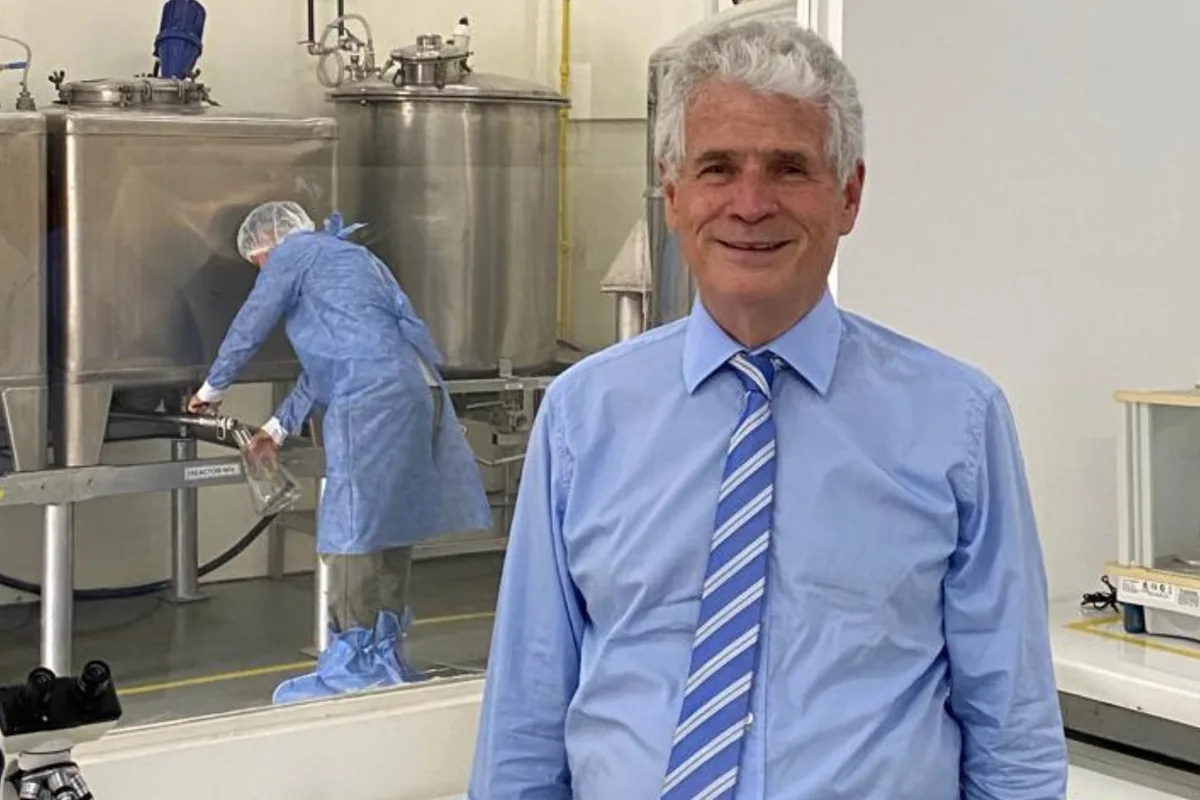Tenía 79 años: Murió un reconocido médico que trabajó con René Favaloro y llevó su pasión por la investigación al campo