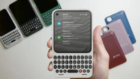 Clicks Communicator: Smartphone mit physischer Tastatur erhält mehr RAM und Akku