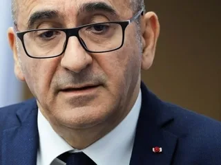 Violences du 17 octobre : « Je suis responsable de tout ce qui se passe », dit Laurent Nuñez, qui reste en poste