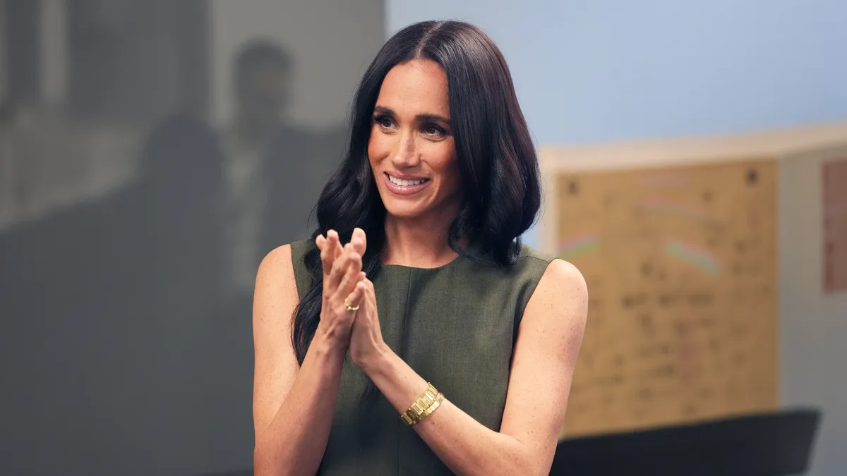 La aventura profesional de Meghan Markle que coincide con su vuelta a Reino Unido y no esperabas: vende su ropa de segunda mano