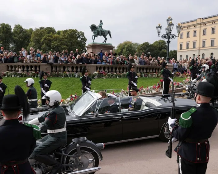Norway’s new king swears oath of allegiance with daughter at his side