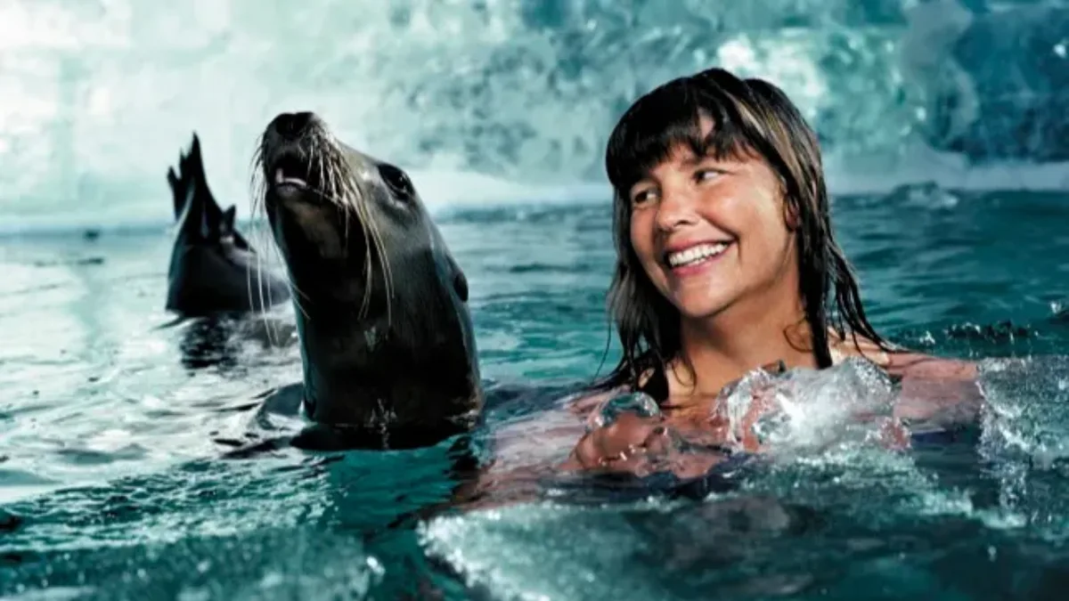 At 15, Lynne Cox broke the English Channel record for men and women; at 30...
