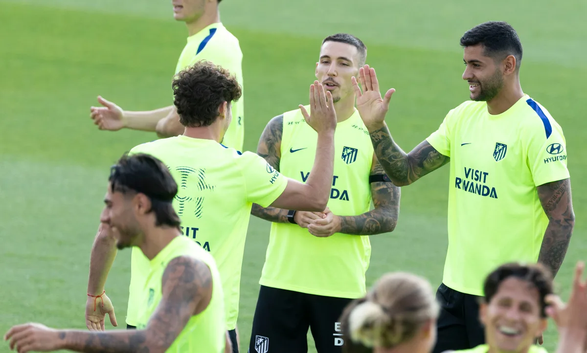 Julián Alvarez, protagonista en la preparación del Villarreal