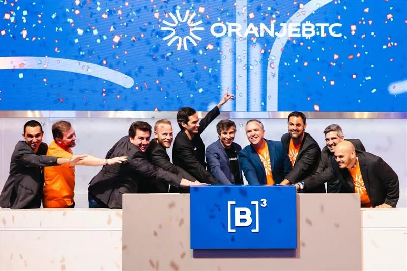OranjeBTC cria ETF de ações de compradoras de bitcoin focado em dividendos