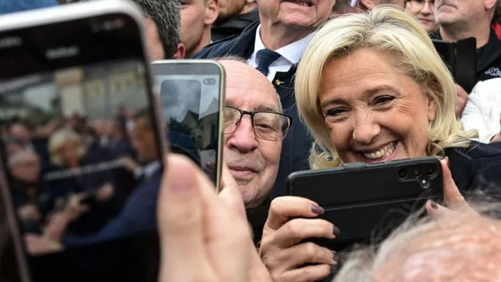 Rentrée politique : Marine Le Pen a-t-elle déjà gagné la présidentielle ?