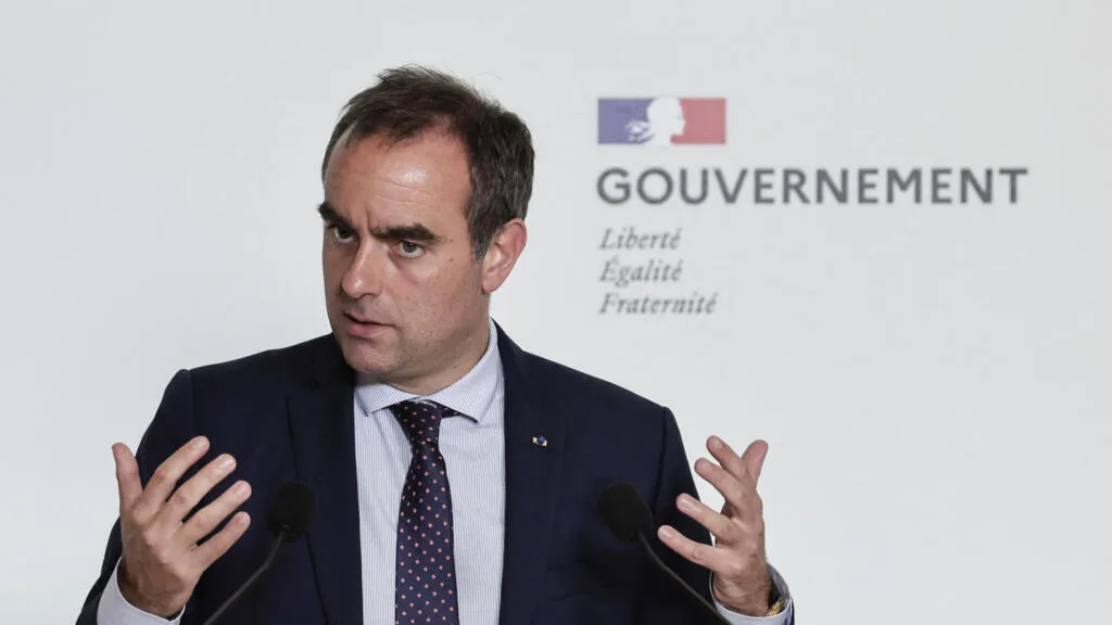 Pourquoi le budget 2027 de Sébastien Lecornu ressemble à une partie de poker menteur