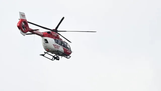 Verkehrsunfall: Vorfahrt genommen: Rollerfahrerin stirbt in Klinik
