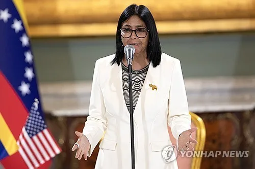 베네수 임시대통령 "준비됐을 때 대선"…트럼프와 발맞추나