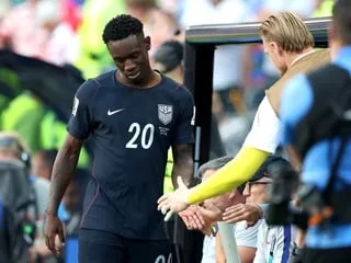 « Une étape importante » : la Fédération belge assure que la Fifa va modifier une règle après l’affaire Balogun