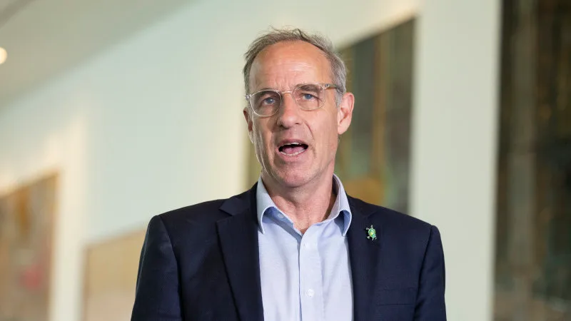 Senator rejects calls to apologise for saying Labor ‘captured by Zionist interests’