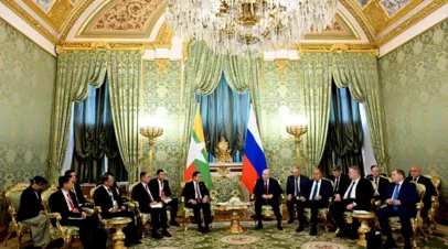 Путин: Россия и Мьянма наладили тесное военно-техническое сотрудничество