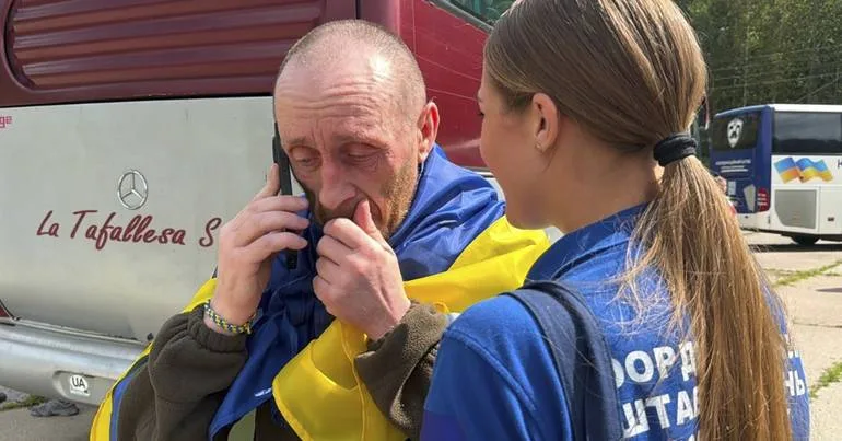 Ucrânia recupera dez prisoneiros de guerra desaparecidos
