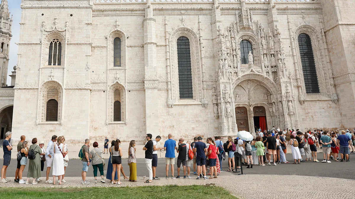 Funcionários dos museus ganham mais 60 euros nos feriados com retroativos a abril
