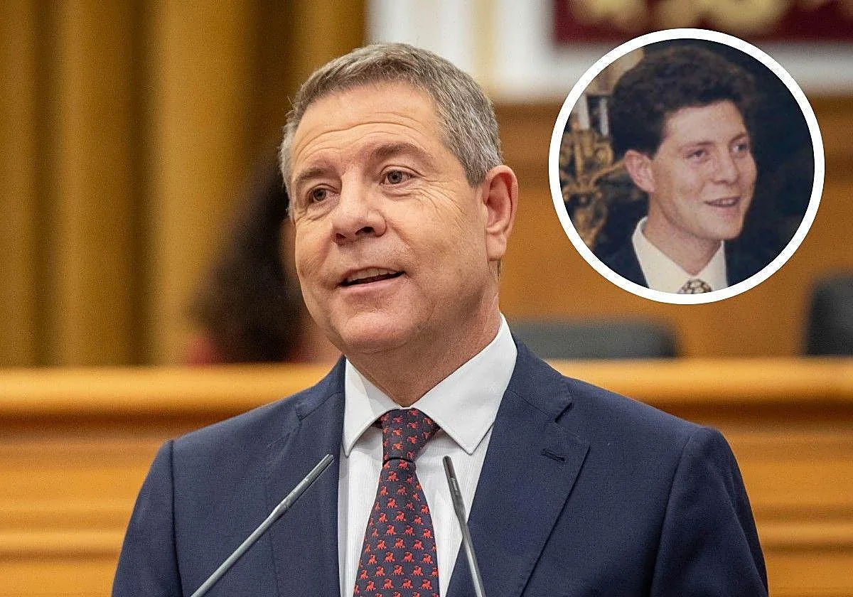 Emiliano García-Page, sobre la mili: «Fui a pasar revista y un coronel, al ver el informe médico, me declaró 'inútil total para el Ejército'. Yo protesté»