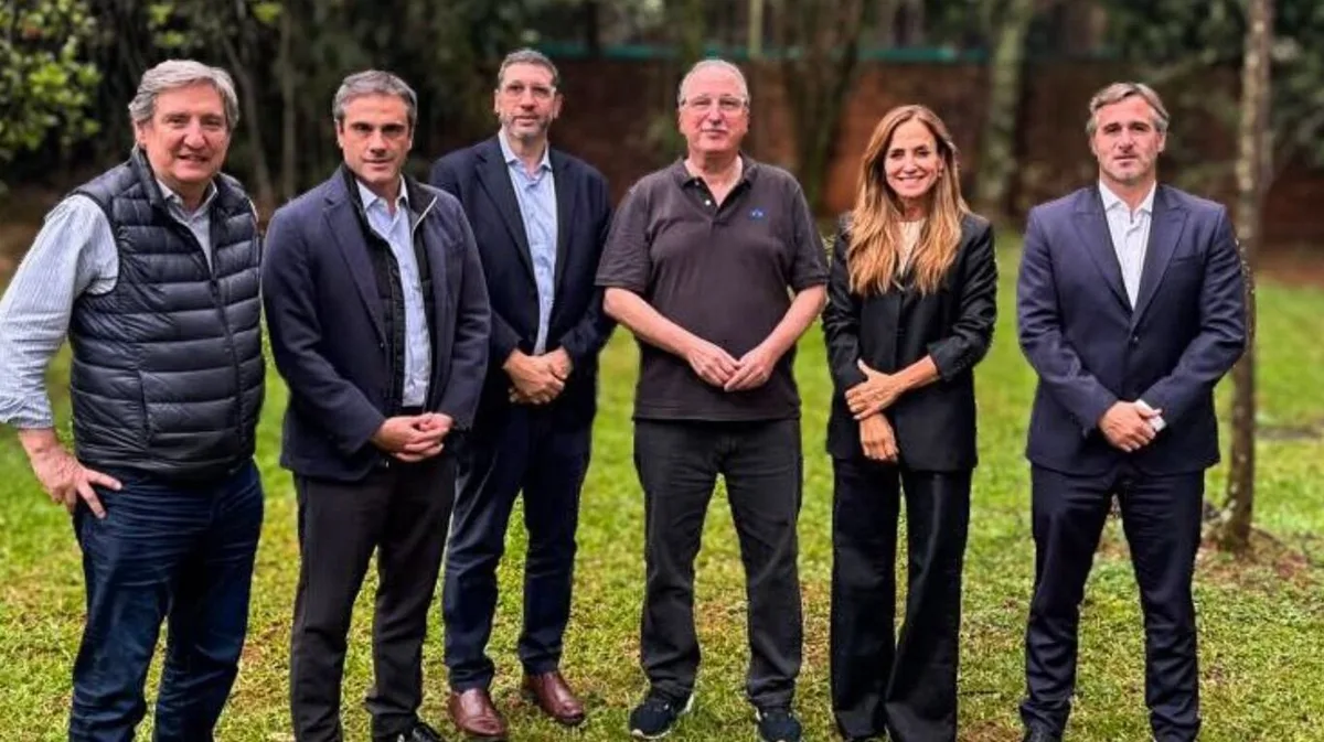 En medio de la interna peronista, el gobernador de Misiones recibió a dirigentes del PJ Federal