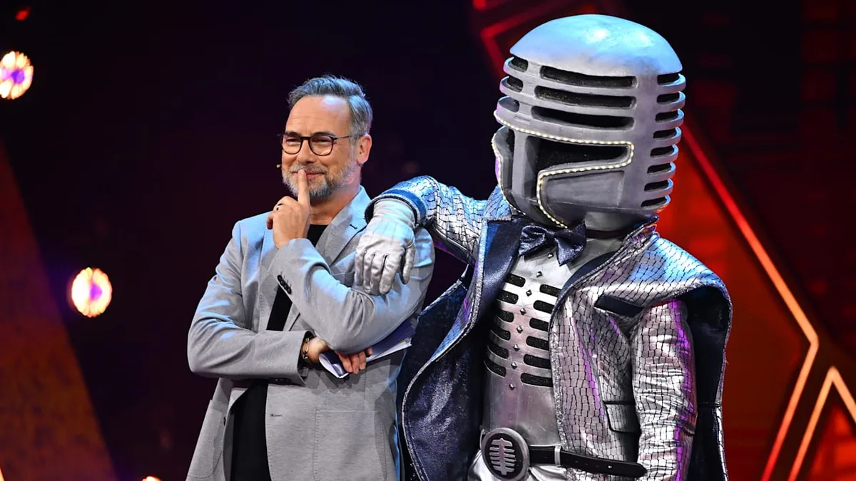 Internationaler Star dabei! - „Masked Singer“ enttarnt gleich drei Promis