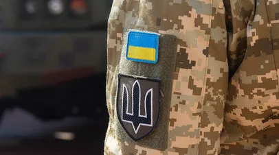 Сотрудник военкомата в Одессе напал на подростка, бросавшего камни в автобус