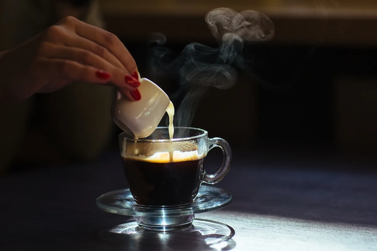 Cheiro de café fresco é associado a melhora momentânea do humor