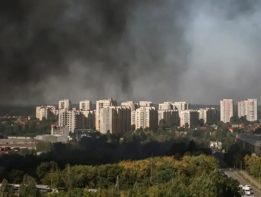 Kiev sufre duro ataque ruso que deja al menos 37 muertos