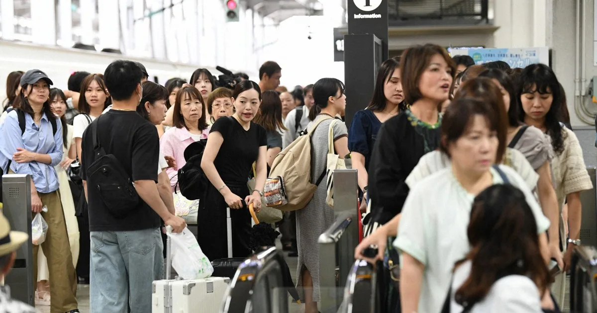 Uターンラッシュがピーク 新幹線ほぼ満席、熊本地震の影響も