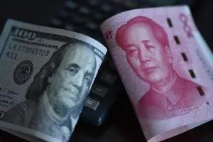Presidente do Banco Central da China apoia supervisão do FMI sobre riscos fiscais