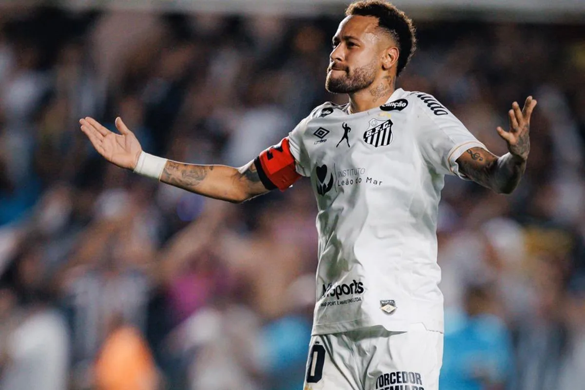 Com Coutinho e Neymar, Santos confirma escalação para encarar o Fluminense