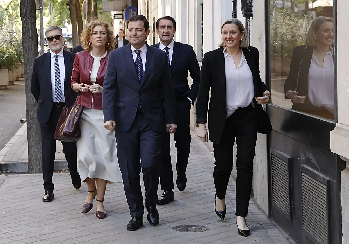Cuatro castellano y leoneses en el comité de campaña del PP para las elecciones generales