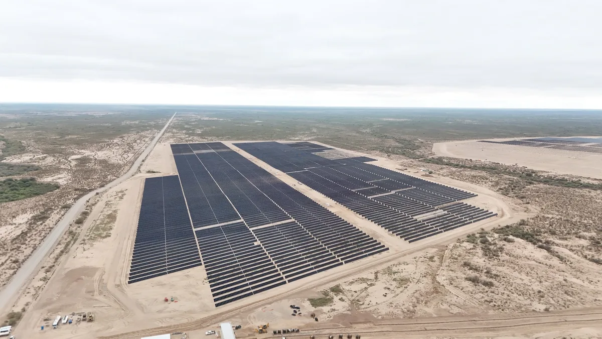 Genneia inauguró el parque solar más grande de San Juan: invirtió US$110 millones y apunta al negocio minero