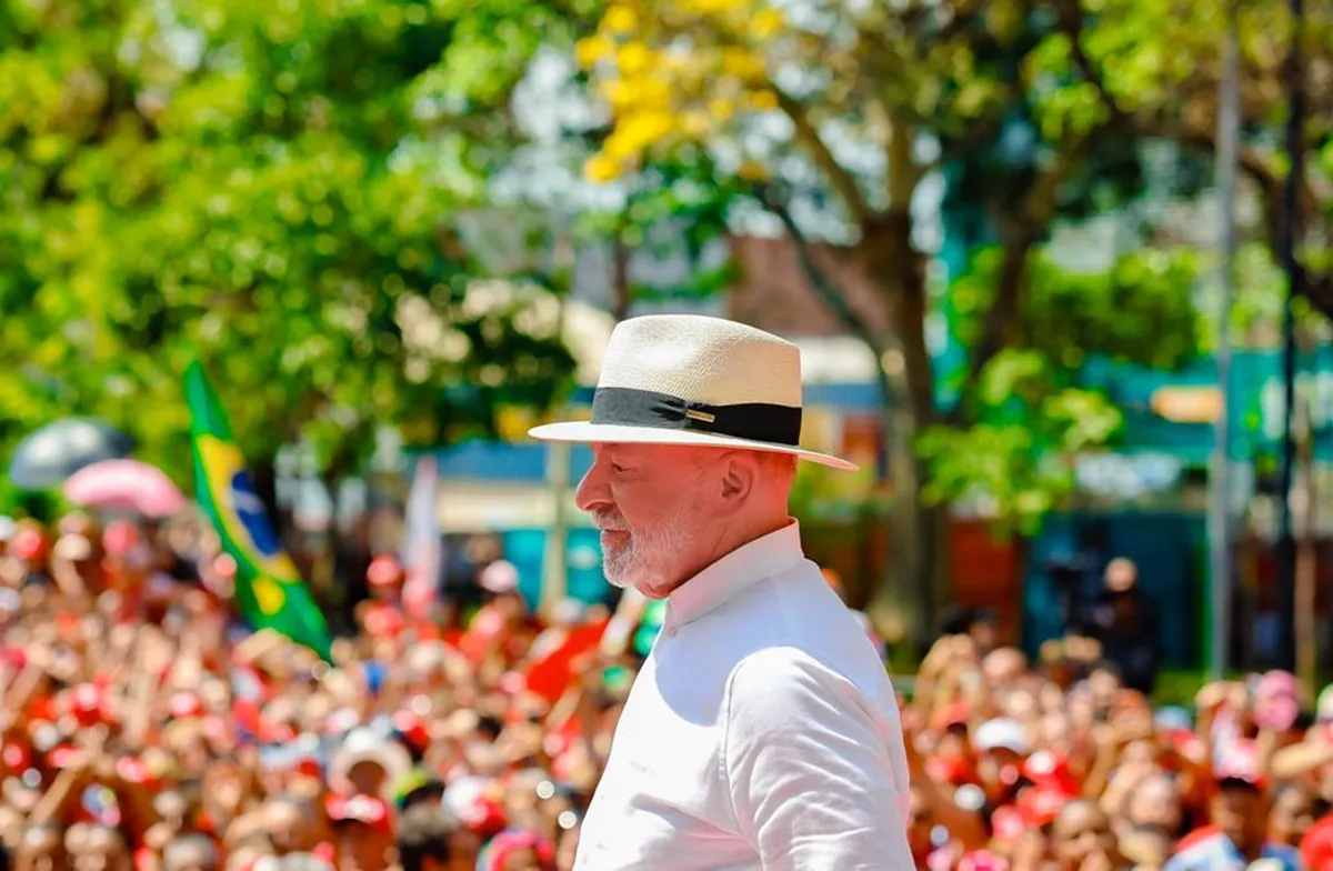 Lula reorganiza campanha após atritos e convoca mobilização para domingo