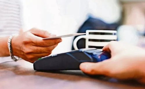 Empresarios piden cambios a iniciativa de pagos digitales; propone aplicación gradual y nuevo esquema de comisiones