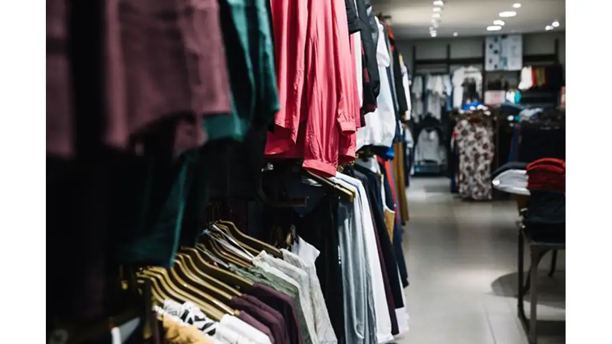 Apparel exporters urge commerce minister to regulate cotton yarn exports