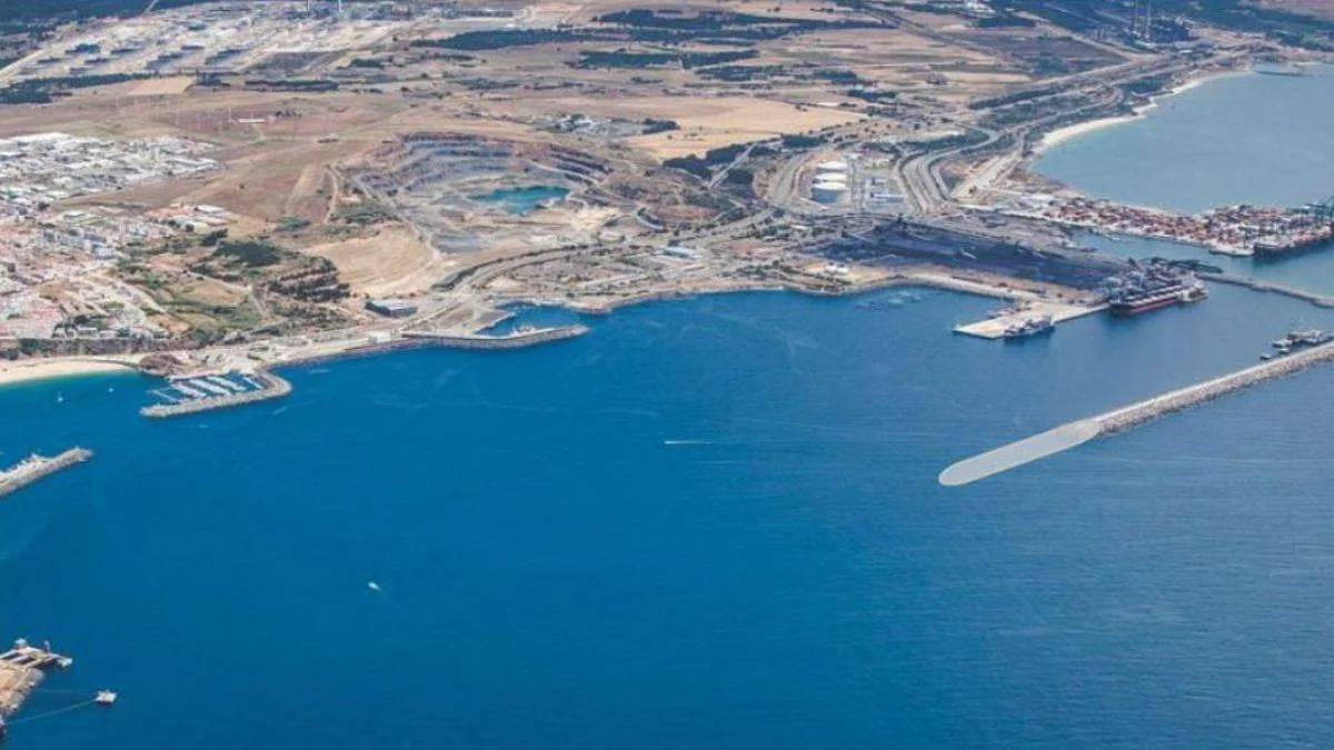 BE questiona Governo sobre eventual uso militar de novo cais do Porto de Sines