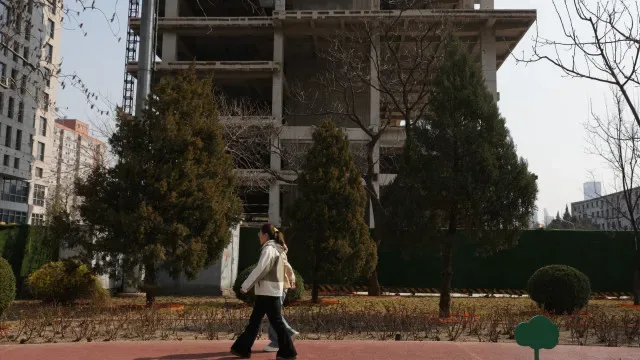 Preços das casas novas na China caem pelo 40.º mês consecutivo