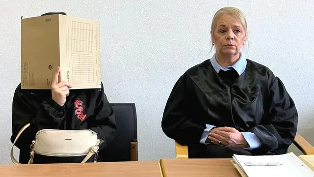 Prozess um toten Säugling: Säugling zu Tode geschüttelt: Mutter von Elias vor Gericht