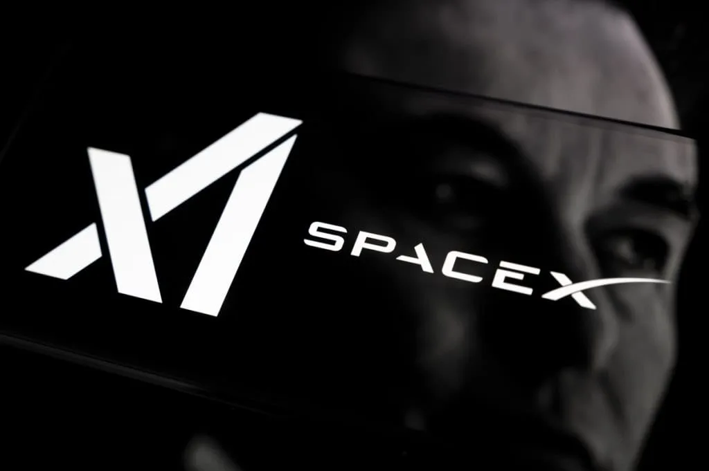 SpaceX lança missão militar secreta dos EUA com foguete reutilizado pela 28ª vez